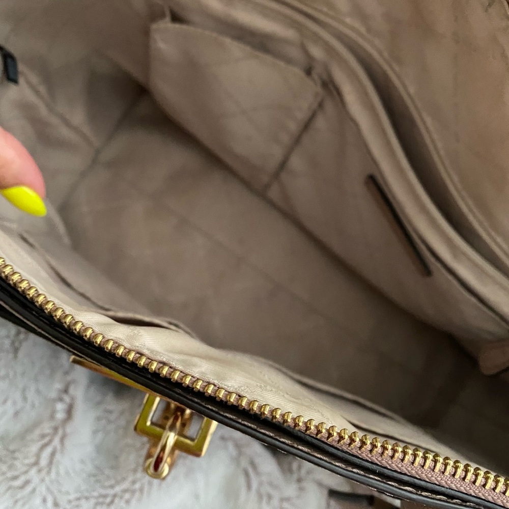 Michael Kors - Picture 5 of 5